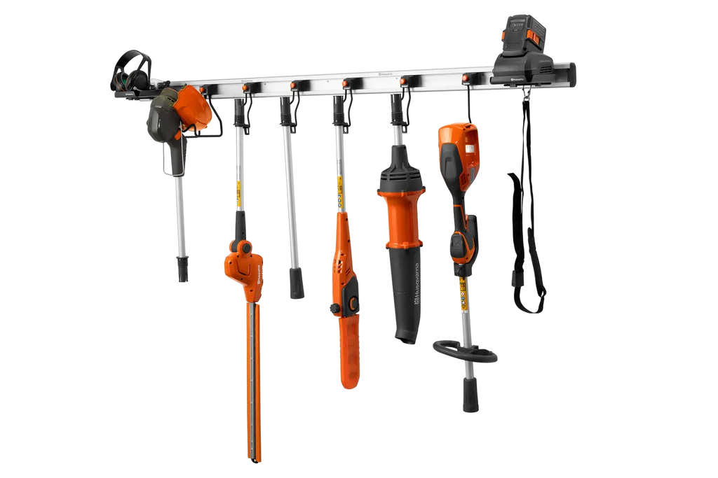 Husqvarna 110iL FLXi cu acumulator și încărcător