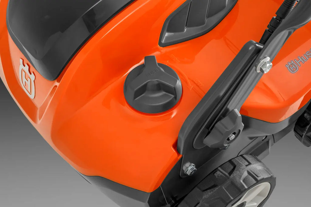 Husqvarna S 138C