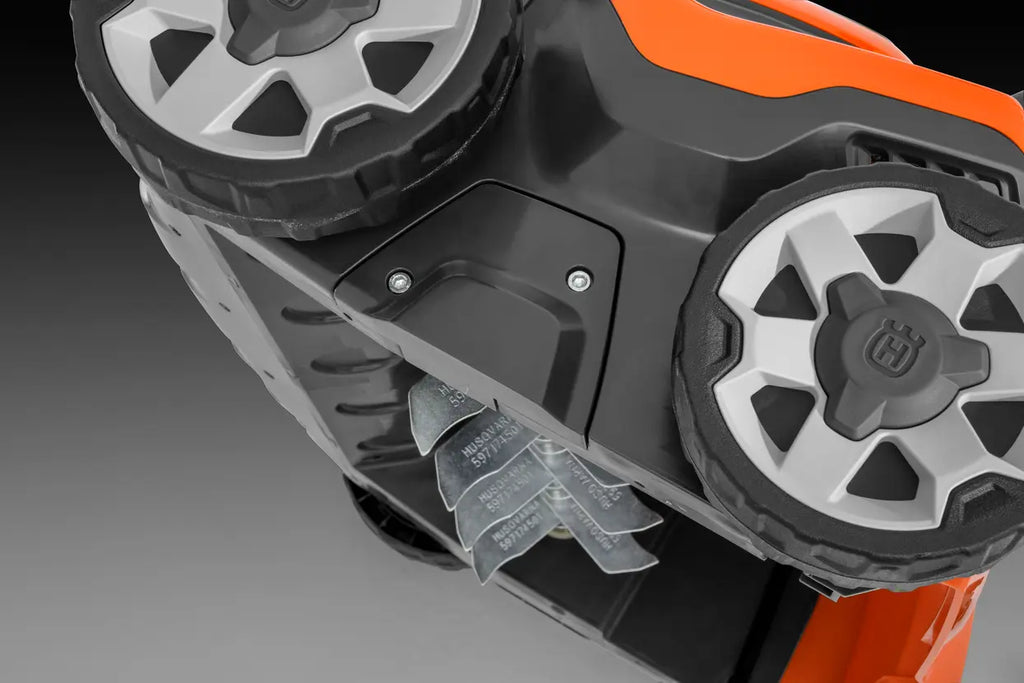 Husqvarna S 138i fără baterie și încărcător