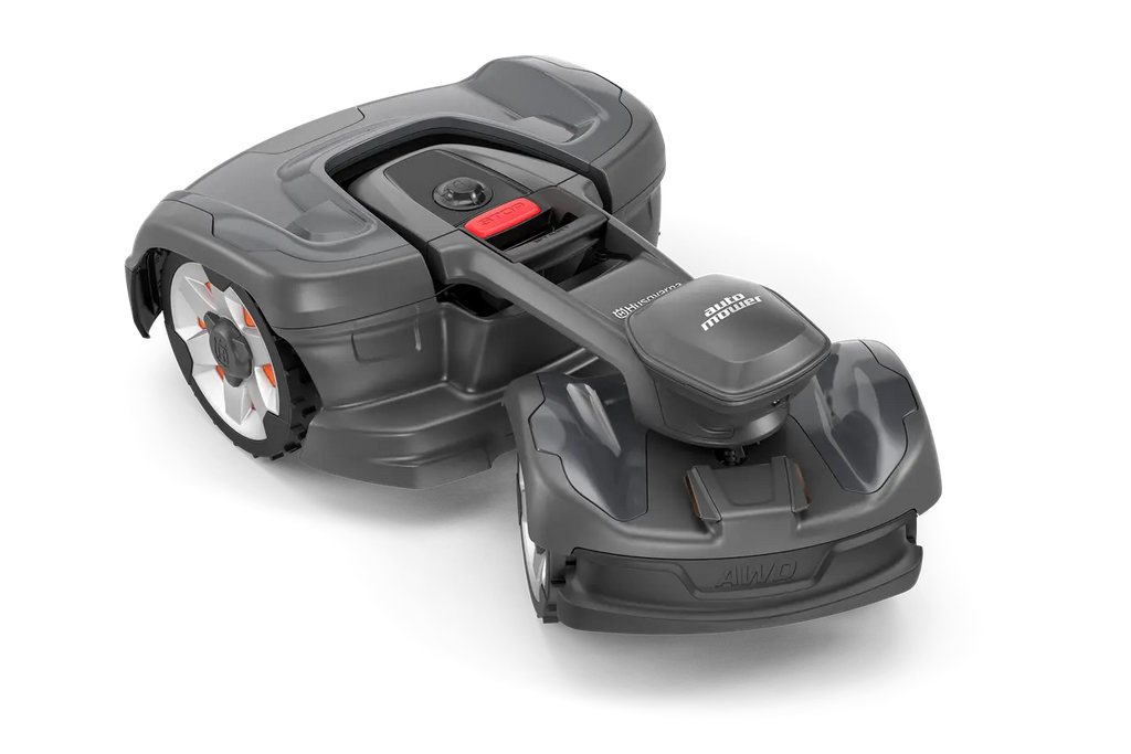 PACHET: Husqvarna Automower® 435X AWD NERA cu tehnologie fără cablu de perimetru + stație de referință