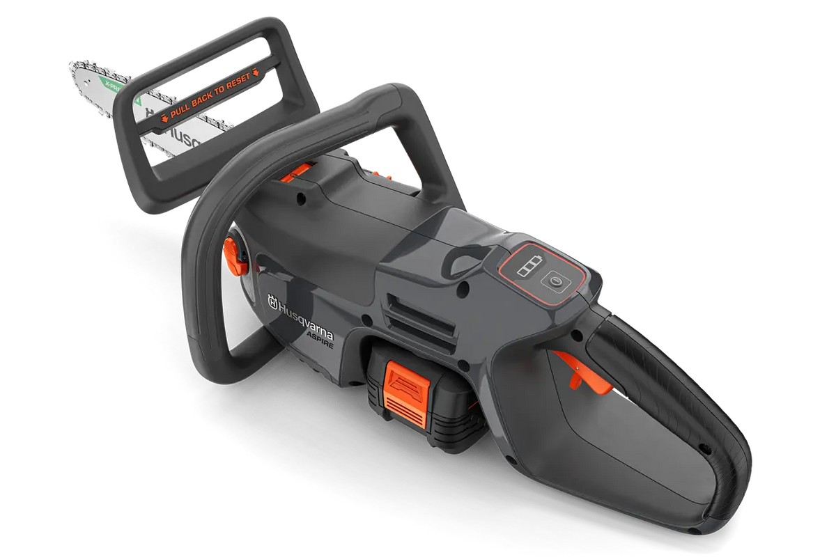Husqvarna Aspire™ C15X-P4A cu acumulator și încărcător