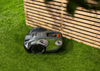PACHET: Husqvarna Automower® 410XE NERA + stație de referință + modul EPOS
