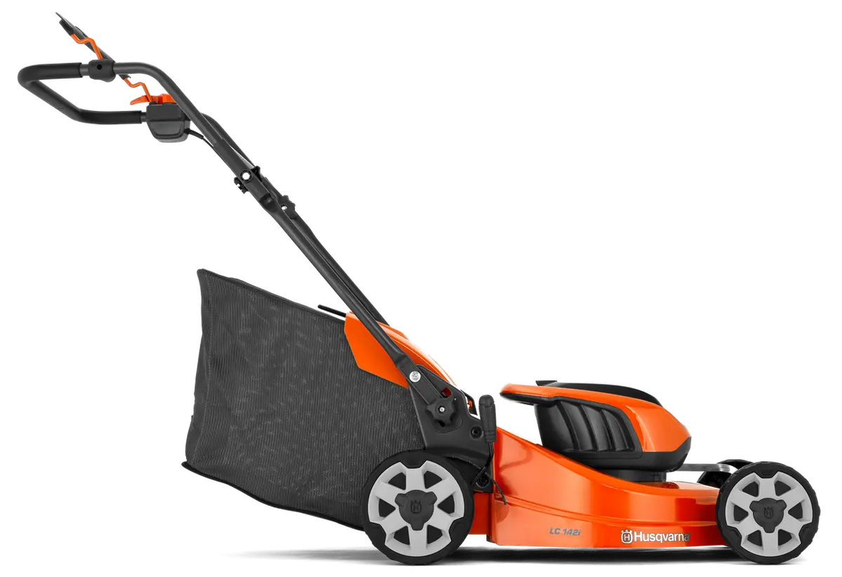 Husqvarna LC 142i cu acumulator și încărcător