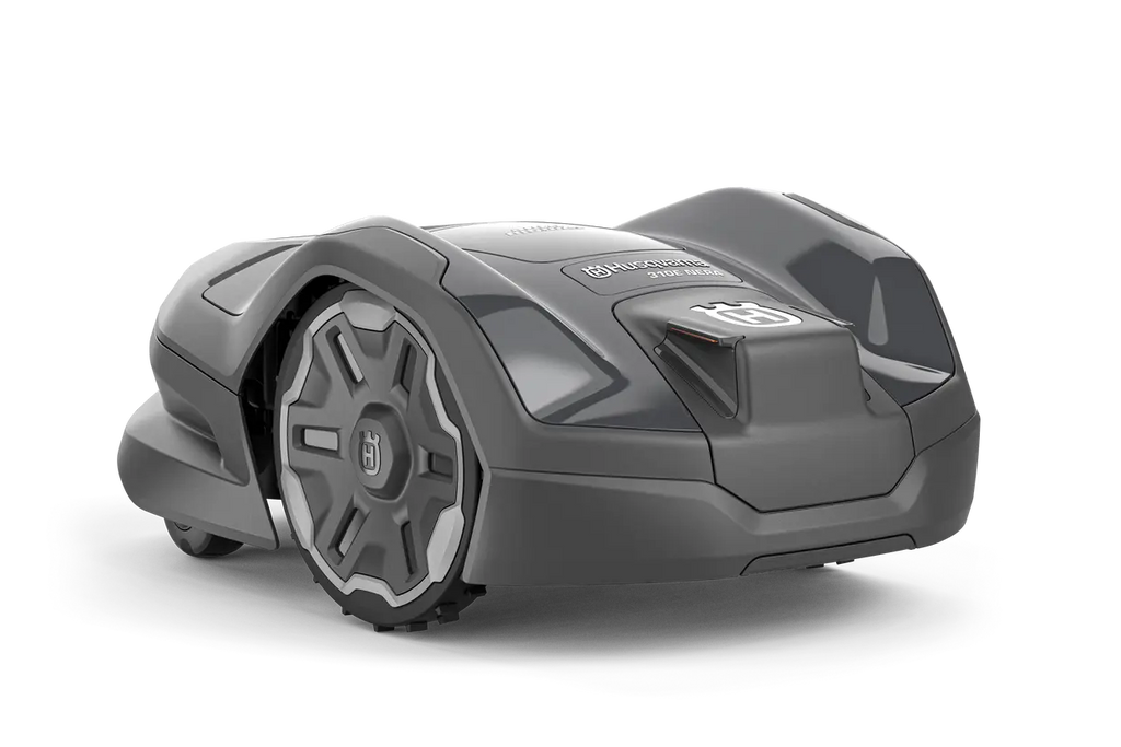 PACHET: Husqvarna Automower® 310E NERA + stație de referință + modul EPOS