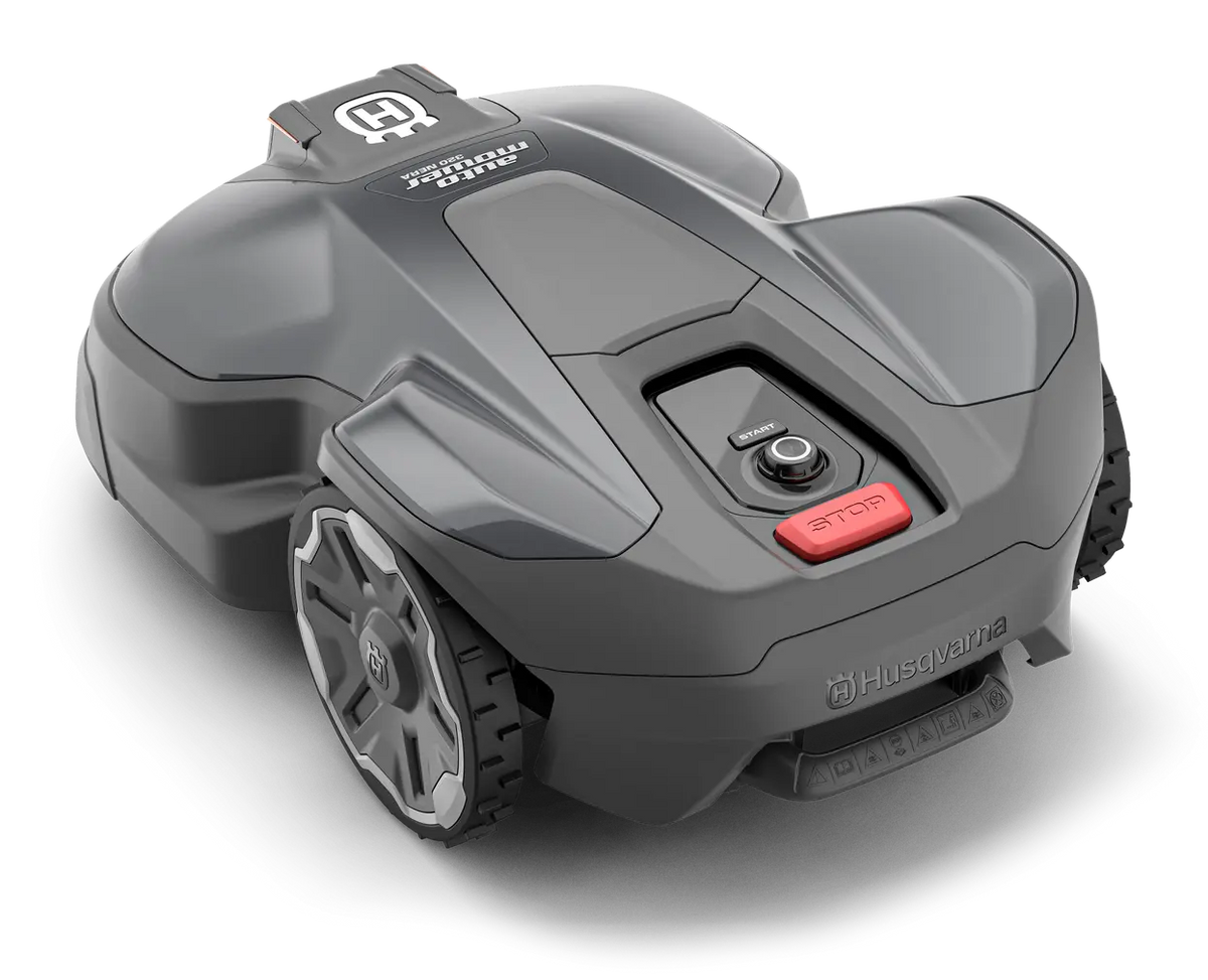 PACHET: Husqvarna Automower® 320 NERA + stație de referință + modul EPOS