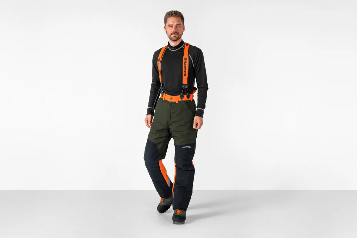 Pantaloni Functional Husqvarna cu clasa 2 de protecție la motoferăstrău