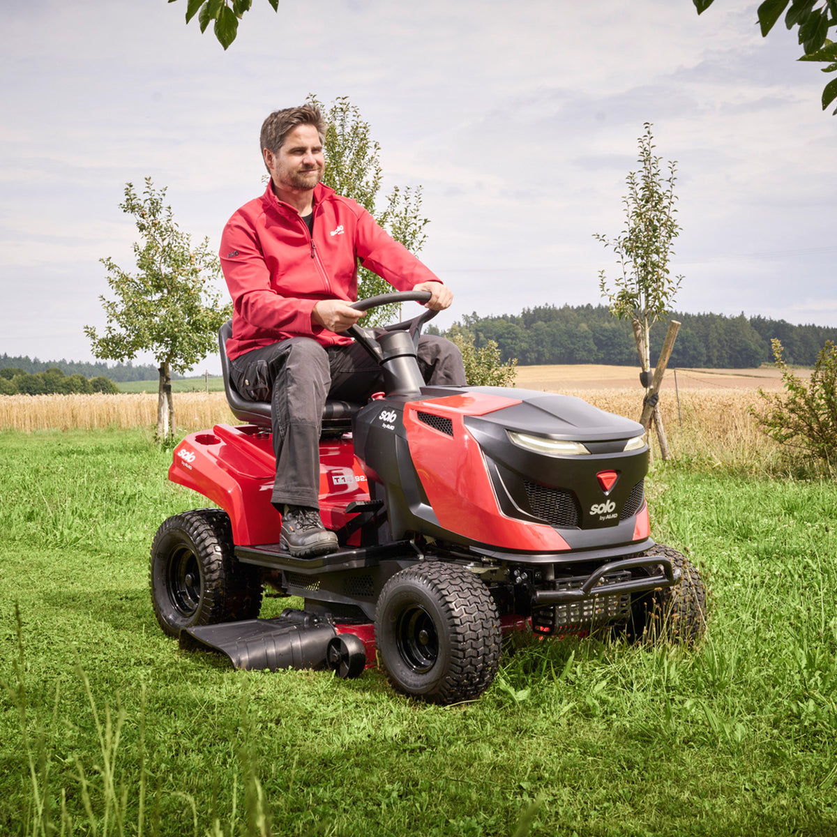 tractoras tuns gazon, latime taiere 92cm hydro SOLO byAL-ko T14-92.6 HDS-A Easy, cu motor Pro450 452cc 8.5kW