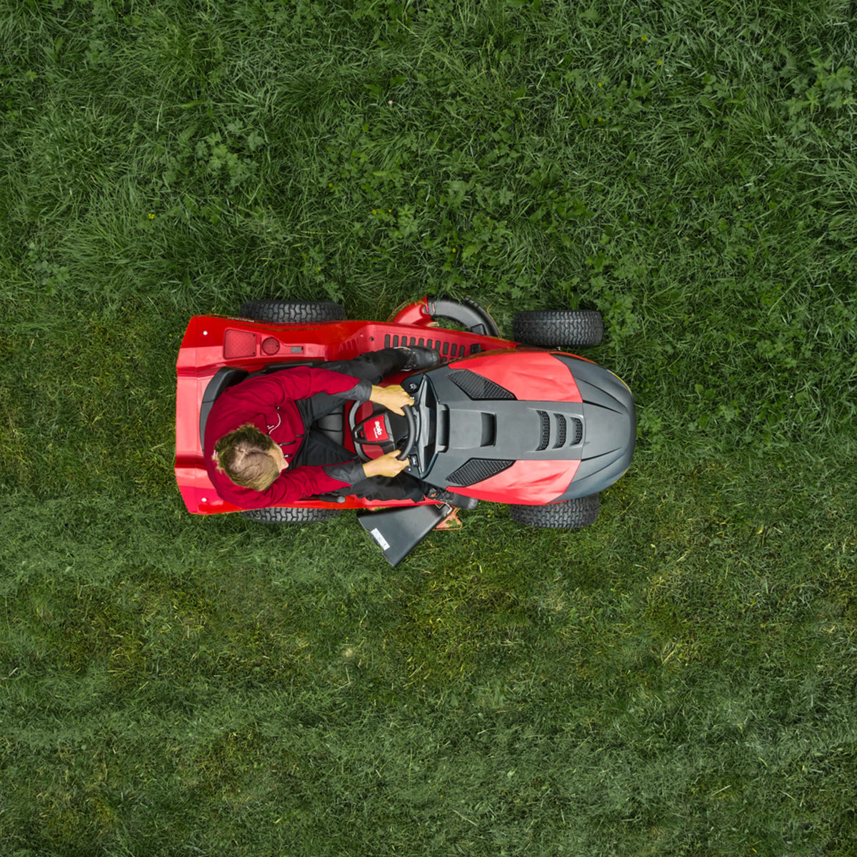 tractoras tuns gazon, latime taiere 111cm hydro SOLO byAL-ko T22-111.4 HDS-A V2 Premium pro, cu motor Pro700 708cc 13.0kW