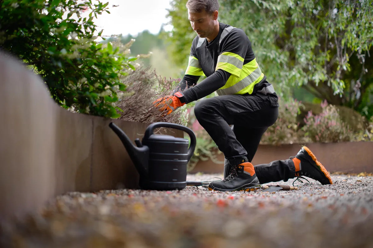 Bocanci de protecție Husqvarna din piele, Technical Light