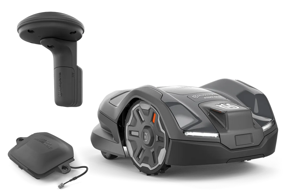 PACHET: Husqvarna Automower® 410XE NERA + stație de referință + modul EPOS