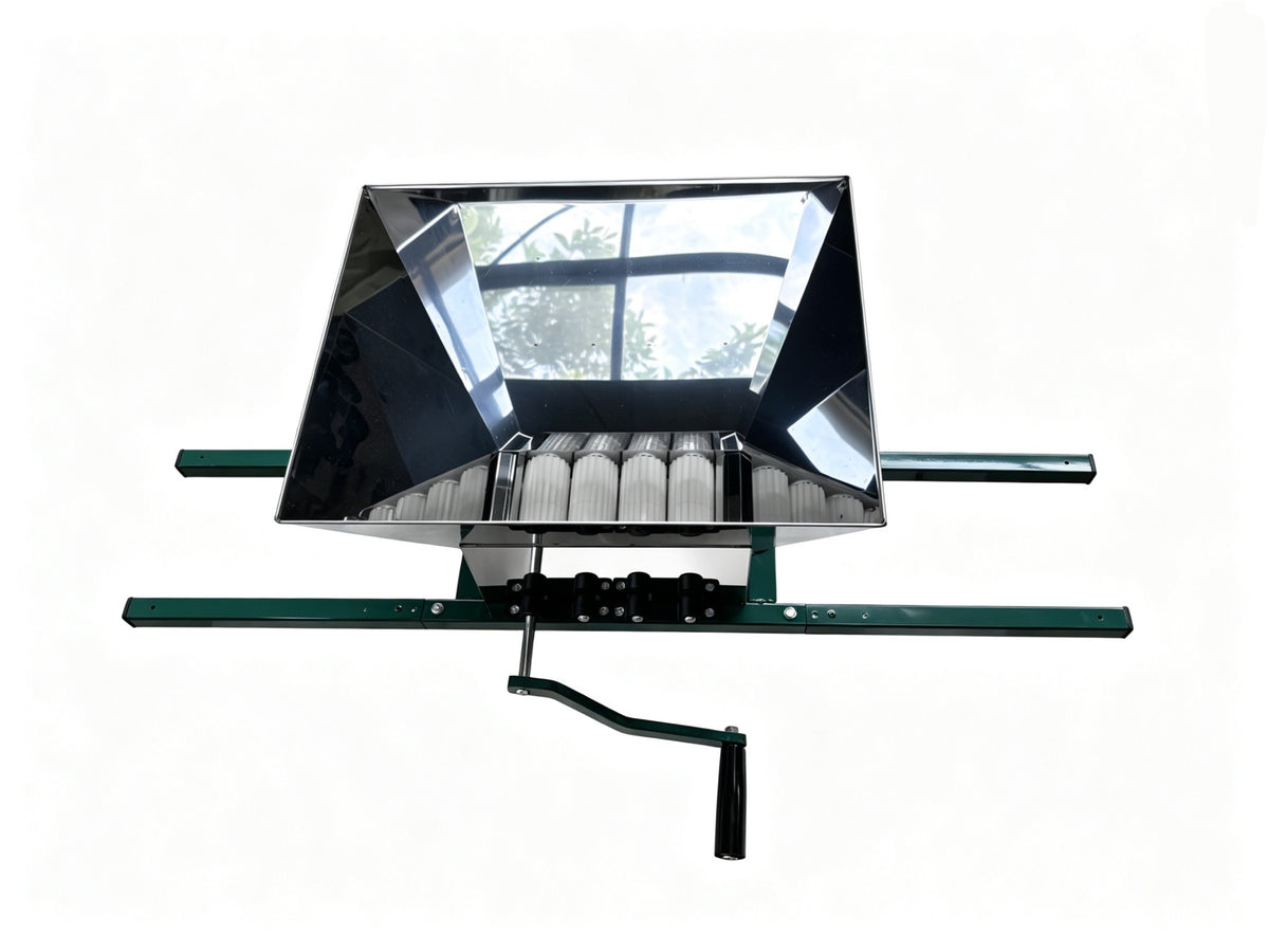 ZDROBITOR STRUGURI manual, cuva Inox By-wine 15